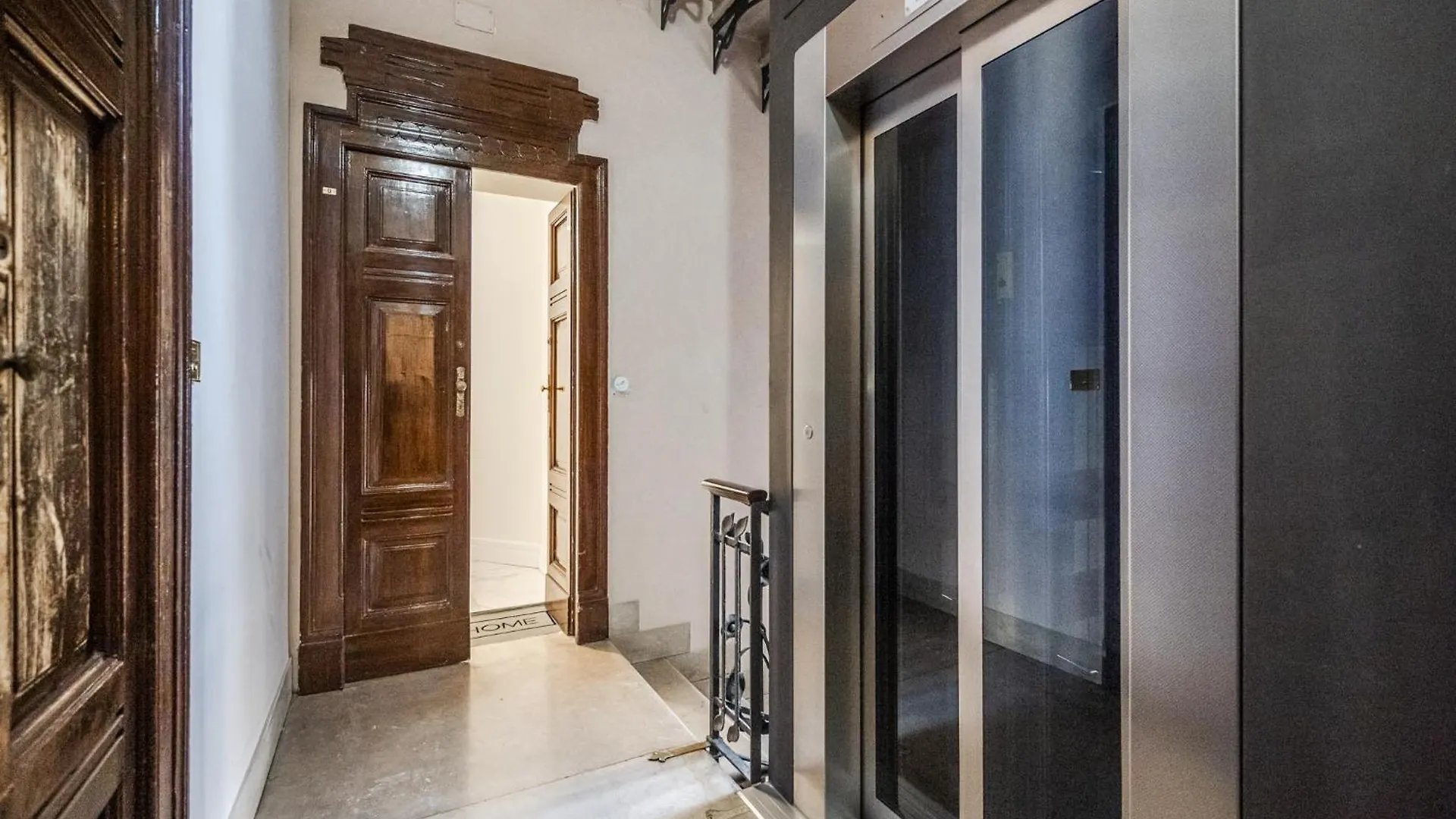 Central Modern 3-Room Flat - Near Metro & Park Milan Apartment