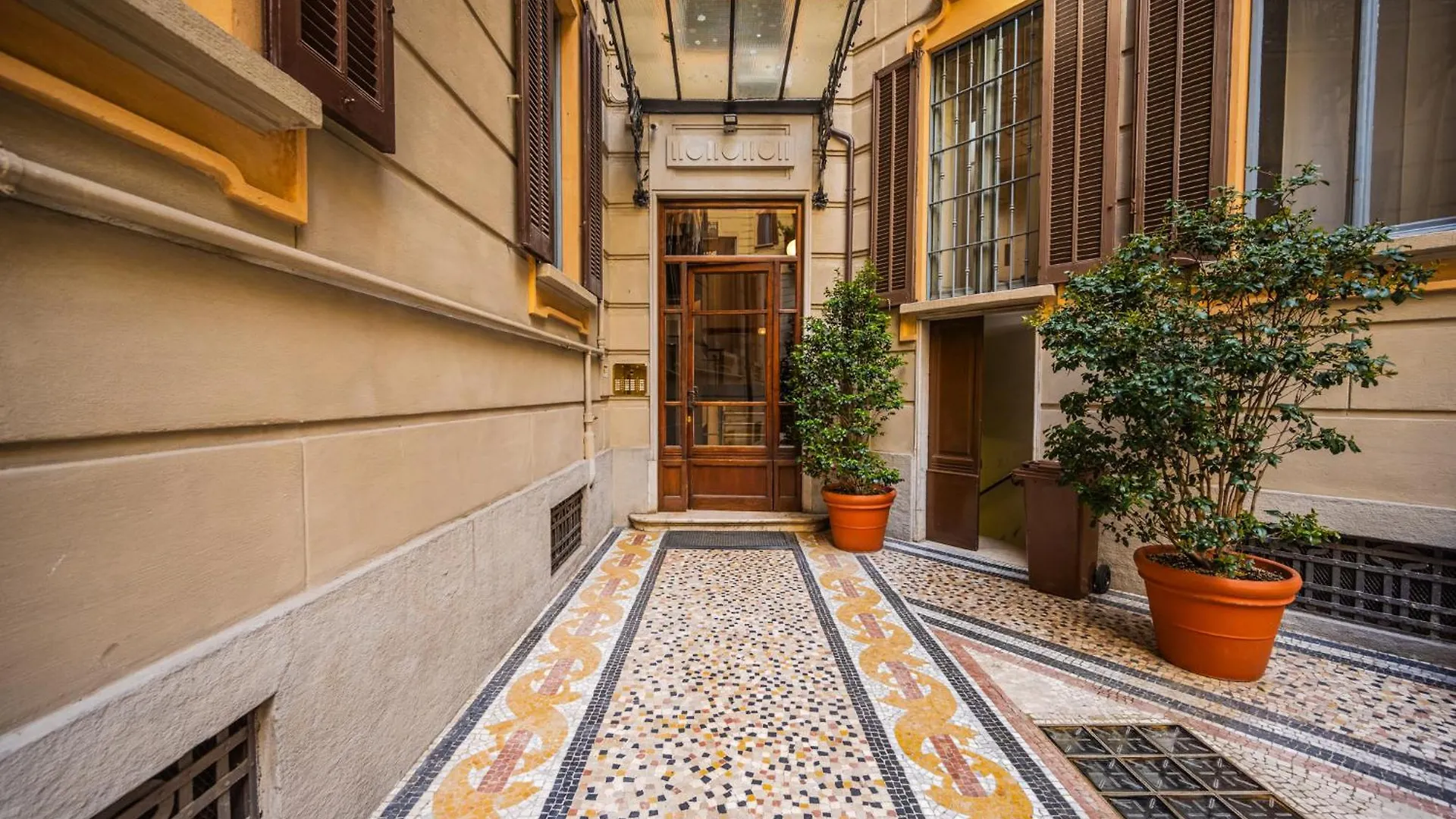 Central Modern 3-Room Flat - Near Metro & Park Milan Apartment